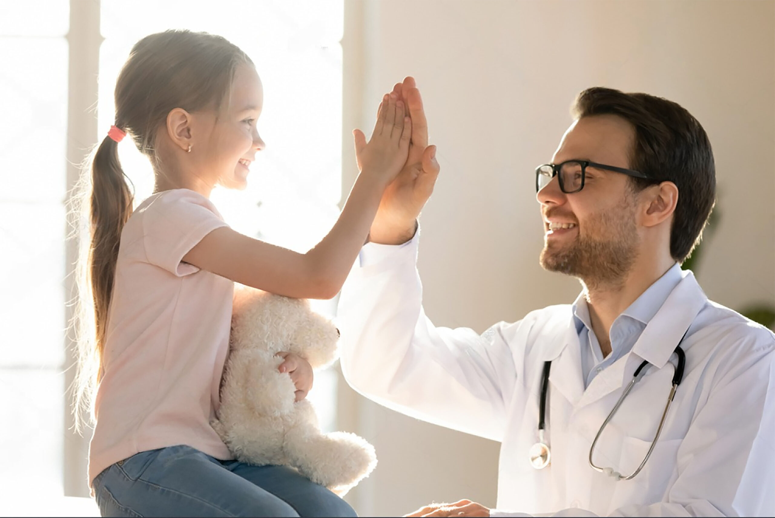 How to Help Children Prepare for their Immigration Medical Exams - foto blog ninos scaled