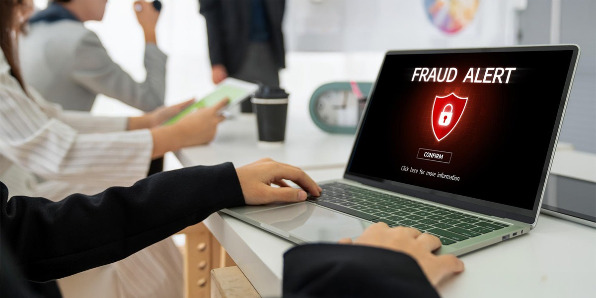 Guía para asegurarte que estás en una clínica autorizada y evitar fraudes en el examen médico consular